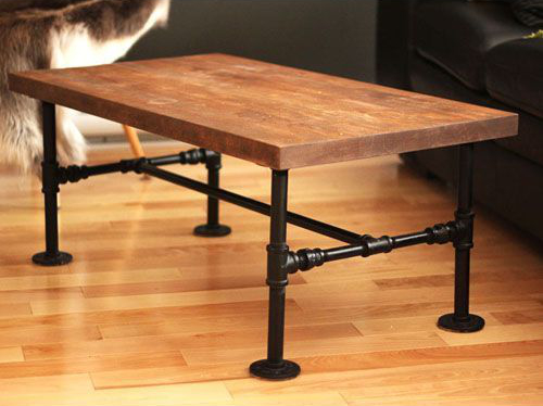 Coffee tableIndustrial look coffee table with plumbing connection and black painted gas tube - MC Fact