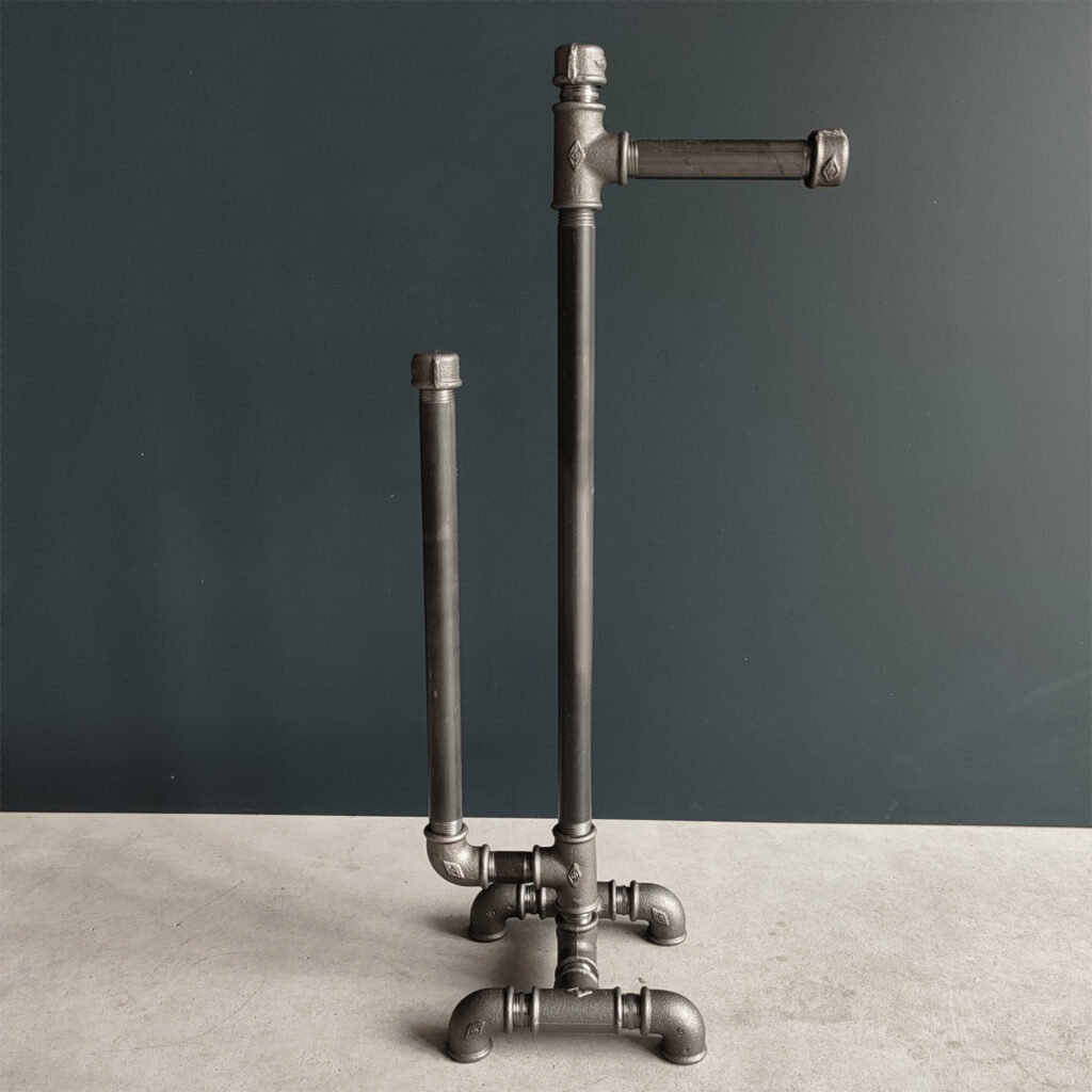 Toilet Paper Stand Industrial Style Freestanding 5 Roll -   Toilet  paper stand, Pipe toilet paper holder, Toilet paper holder