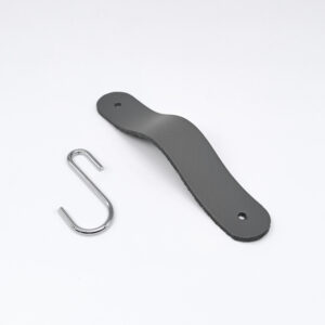 Abgerundeter Garderobenhaken aus Leder in Mattgrau - Chrom - MCFA0080725L2W83